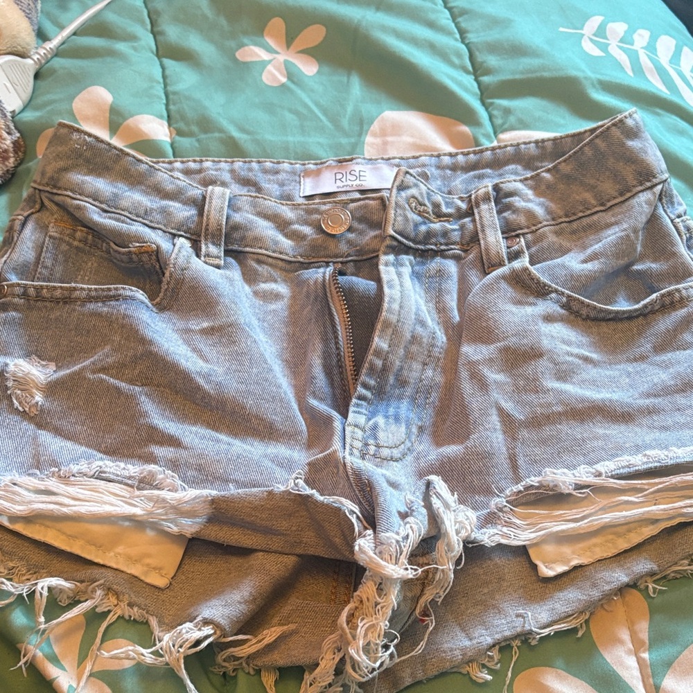 Women's Distressed Denim Shorts - Light Gray